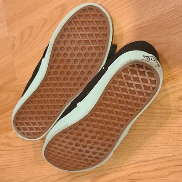 Vans black and turquoise runners - Picture 3 of 6